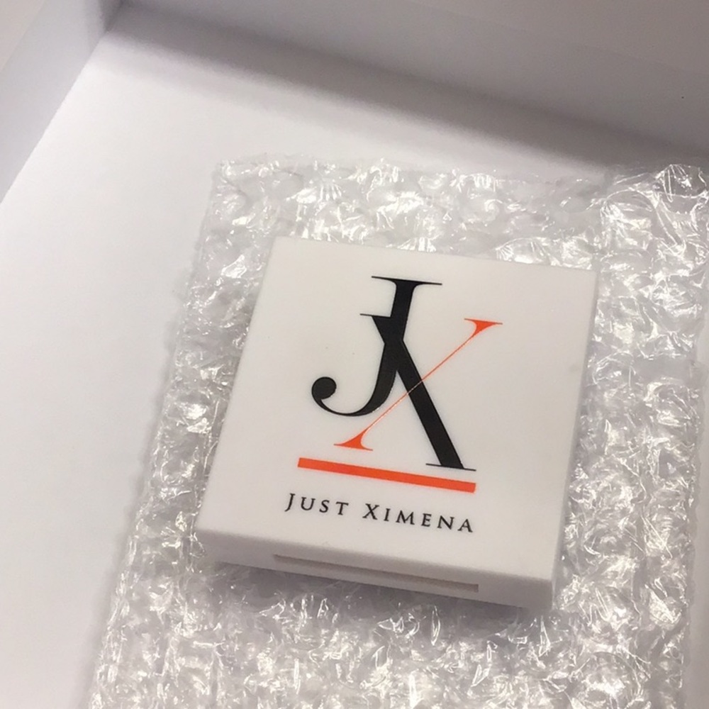 🛍️NWT JUST XIMENA SPARKLING CHAMPAGNE HIGHLIGHTER